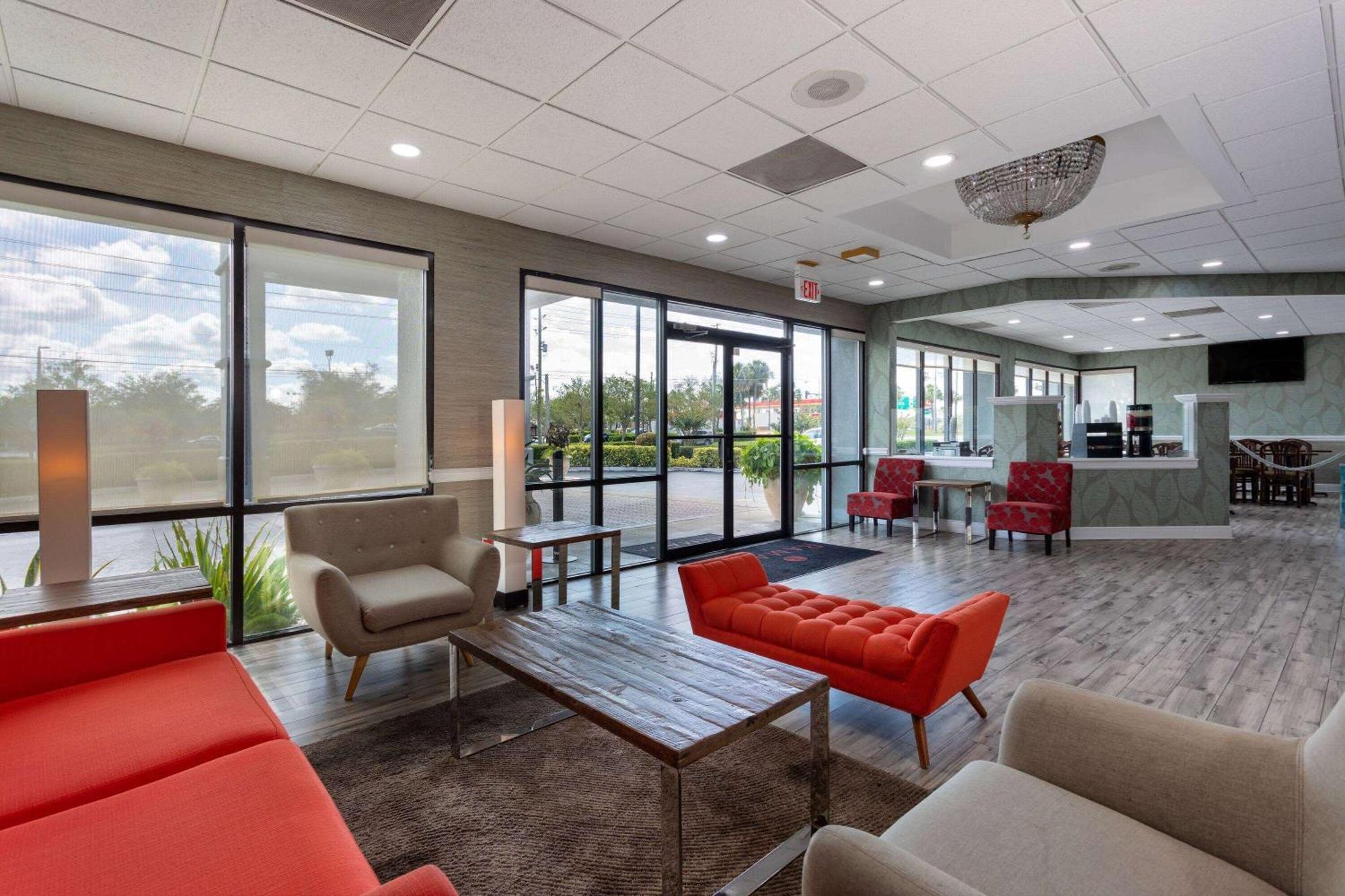 Отель Ramada By Wyndham Altamonte Springs Near I-4 Экстерьер фото