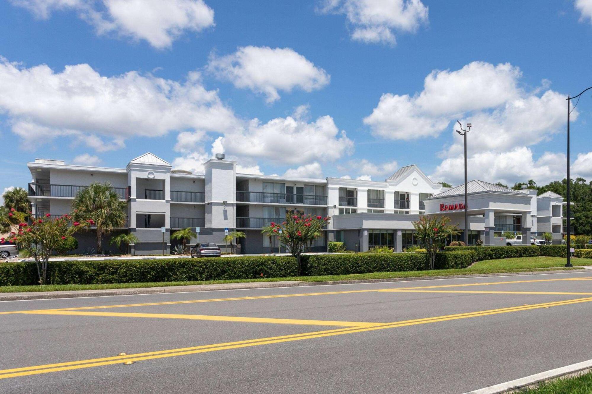 Отель Ramada By Wyndham Altamonte Springs Near I-4 Экстерьер фото